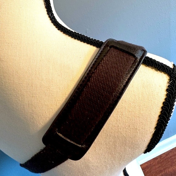 THE SAK BROWN AND BRONZE CROSSBODY BAG. - Picture 6 of 10